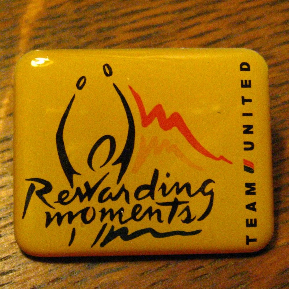 United Airlines 1990's Vintage Lapel Pin
